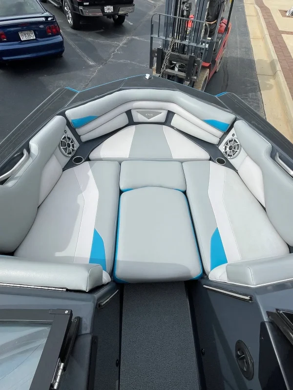 2017 Axis A24 - Image 13