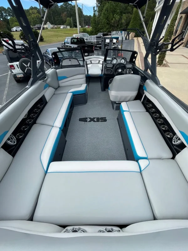2017 Axis A24 - Image 4