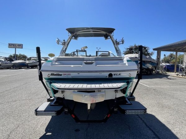2019 Malibu Boats 21 VLX - Image 2
