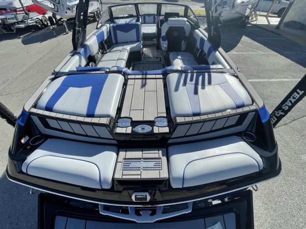 2020 Malibu Boats 23 MXZ - Image 37