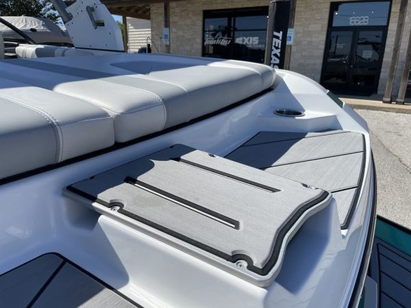 2019 Malibu Boats 21 VLX - Image 21