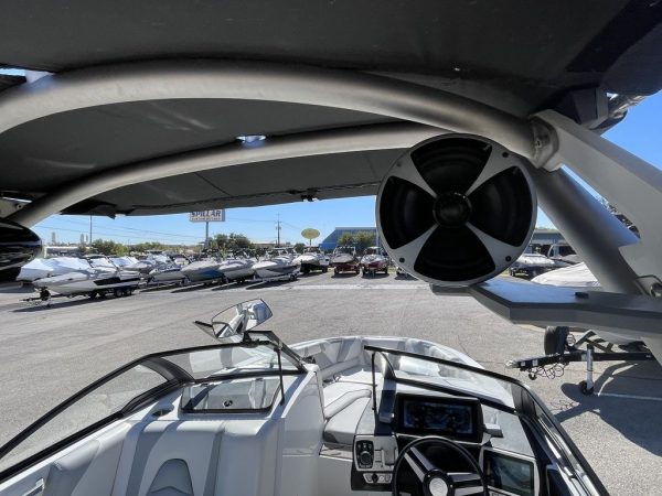 2019 Malibu Boats 21 VLX - Image 22