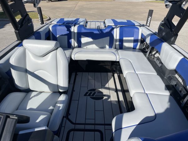 2020 Malibu Boats 23 MXZ - Image 33