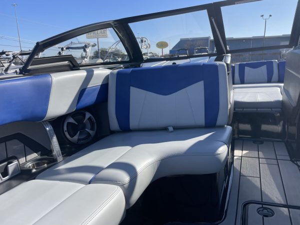 2020 Malibu Boats 23 MXZ - Image 39