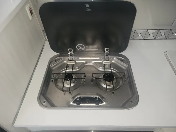 2019 Airstream Bambi Sport 22FB - Image 16