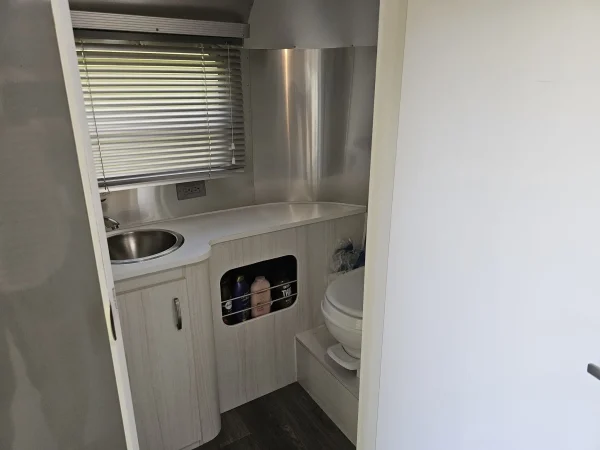 2019 Airstream Bambi Sport 22FB - Image 22
