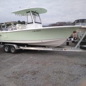 2018 Sea Hunt 235 SE