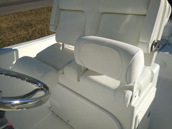 2018 Sea Hunt 235 SE - Image 4