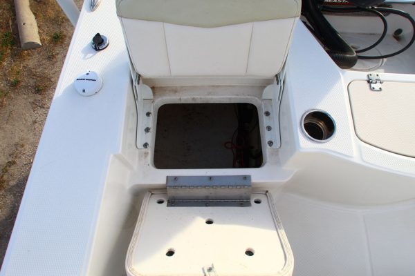 2017 Robalo 206 Cayman - Image 33