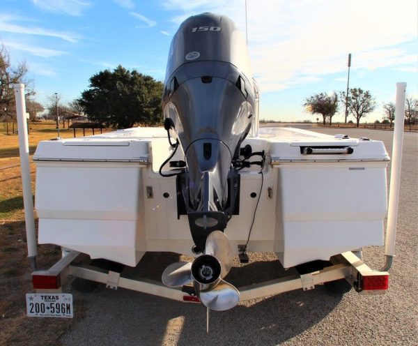 2017 Robalo 206 Cayman - Image 40