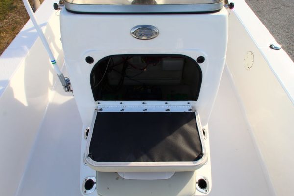 2017 Robalo 206 Cayman - Image 6