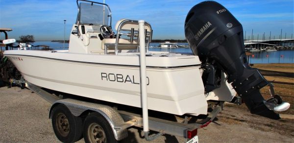 2017 Robalo 206 Cayman - Image 7
