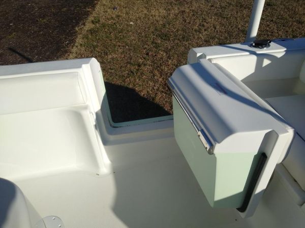 2018 Sea Hunt 235 SE - Image 10