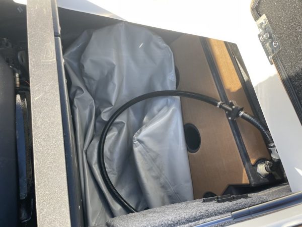2020 Malibu Boats 25 LSV - Image 10