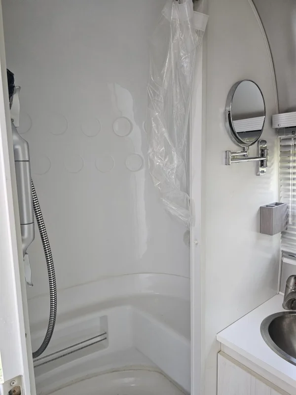 2019 Airstream Bambi Sport 22FB - Image 27