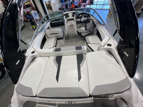2019 Regal 2000 ES - Image 11