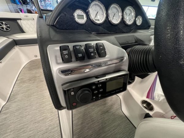 2019 Regal 2000 ES - Image 18