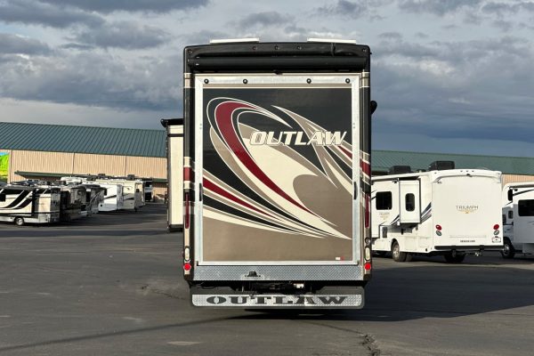 2017 Thor Motor Coach Outlaw 37BG - Image 5