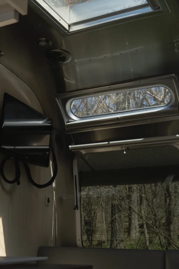 2021 Airstream Flying Cloud 23CB - Image 74