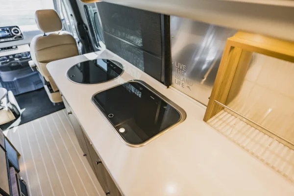 2021 Airstream Interstate 24GT Tommy Bahama Relax Edition - Image 2