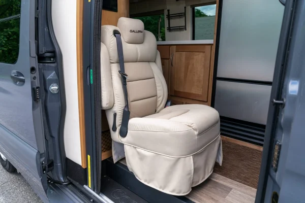 2021 Coachmen Galleria 24T - Image 20