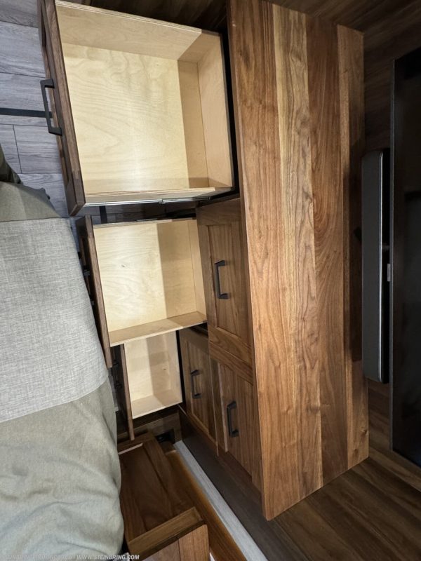2022 WINNEBAGO JOURNEY 34N - Image 29
