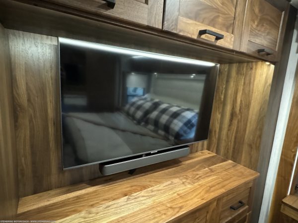 2022 WINNEBAGO JOURNEY 34N - Image 30