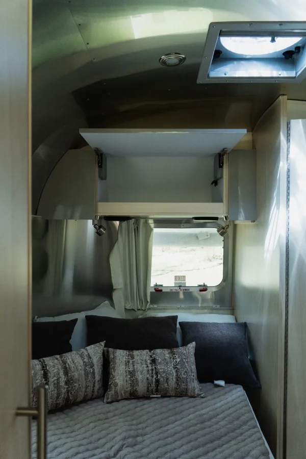 2021 Airstream Flying Cloud 23CB - Image 16