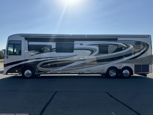 2022 Newmar Dutch Star 4369 - Image 7