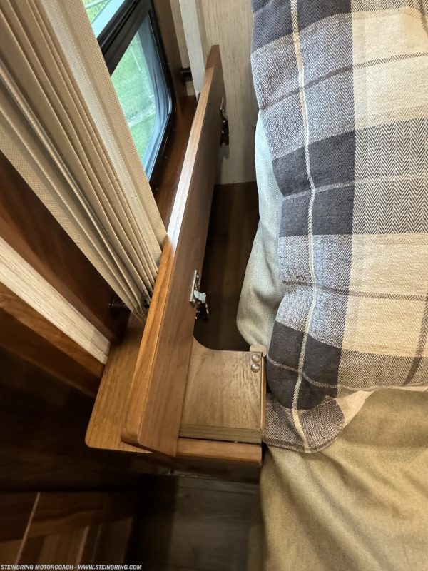 2022 WINNEBAGO JOURNEY 34N - Image 36