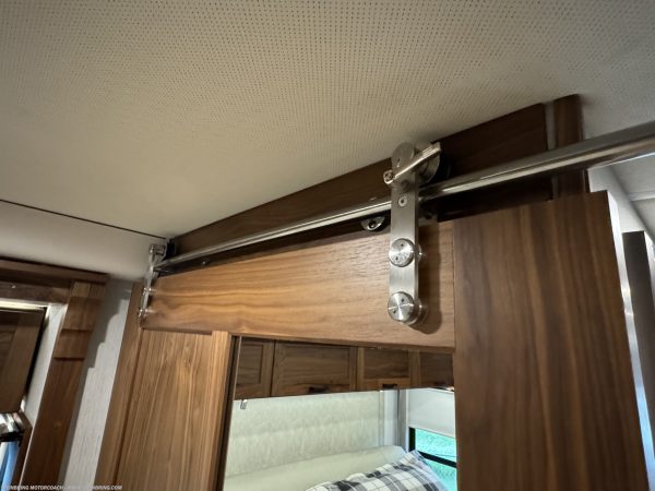 2022 WINNEBAGO JOURNEY 34N - Image 37