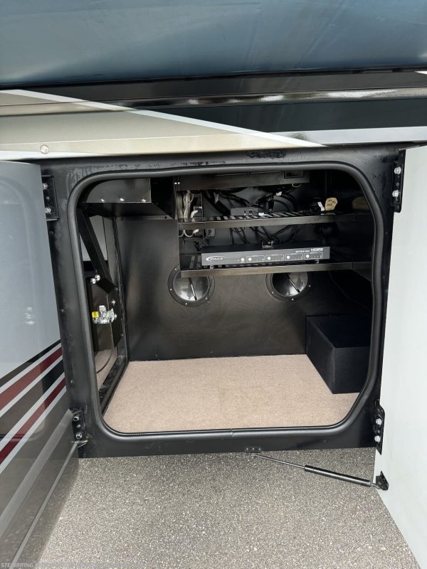 2022 WINNEBAGO JOURNEY 34N - Image 42
