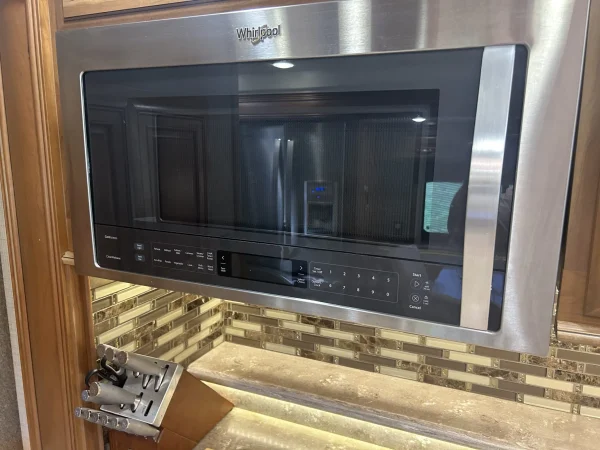 2018 Entegra Anthem 44A - Image 85