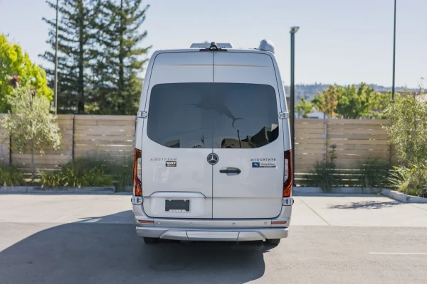 2021 Airstream Interstate 24GT Tommy Bahama Relax Edition - Image 24