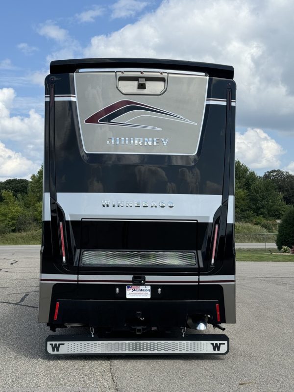 2022 WINNEBAGO JOURNEY 34N - Image 61