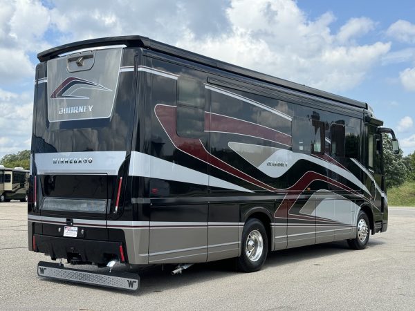 2022 WINNEBAGO JOURNEY 34N - Image 62