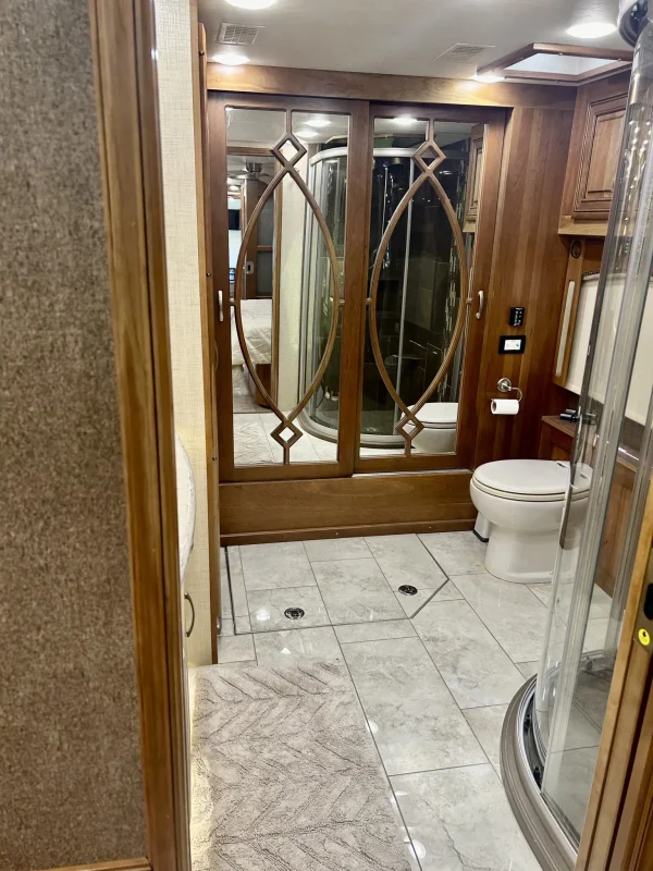 2018 Entegra Anthem 44A - Image 102