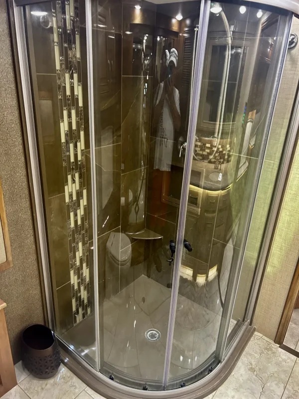 2018 Entegra Anthem 44A - Image 103
