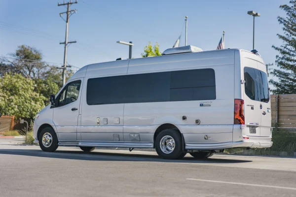 2021 Airstream Interstate 24GT Tommy Bahama Relax Edition - Image 26
