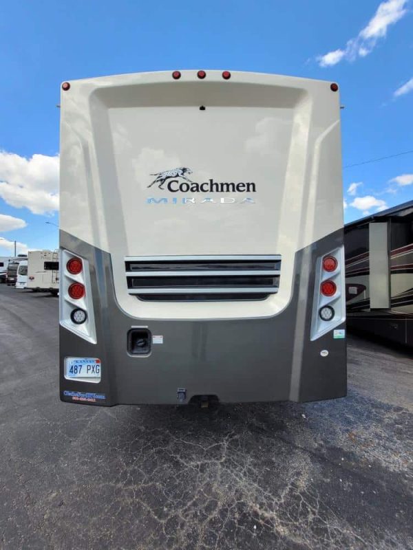 2022 Coachmen Mirada 35ES - Image 10