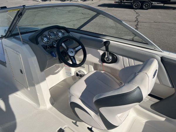 2019 Chaparral 19 H2O Sport - Image 28