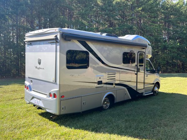 2020 Tiffin Wayfarer 25QW - Image 93