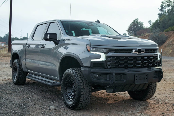 2024 Chevrolet Silverado 1500 ZR2 - Image 25
