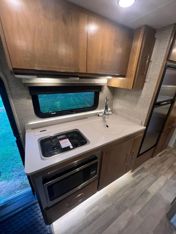 2020 Tiffin Wayfarer 25QW - Image 7