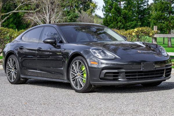 2018 Porsche Panamera 4 E-Hybrid