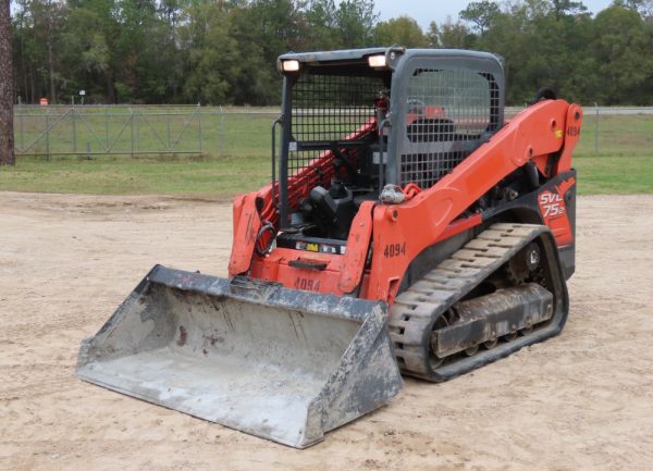 2017 Kubota SVL75-2 Skid Steer Track Loader Crawler Tractor Aux Hyd 74HP - Image 2