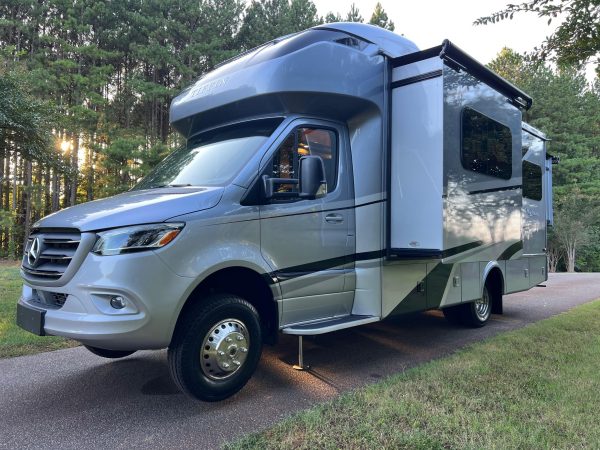 2020 Tiffin Wayfarer 25QW - Image 28