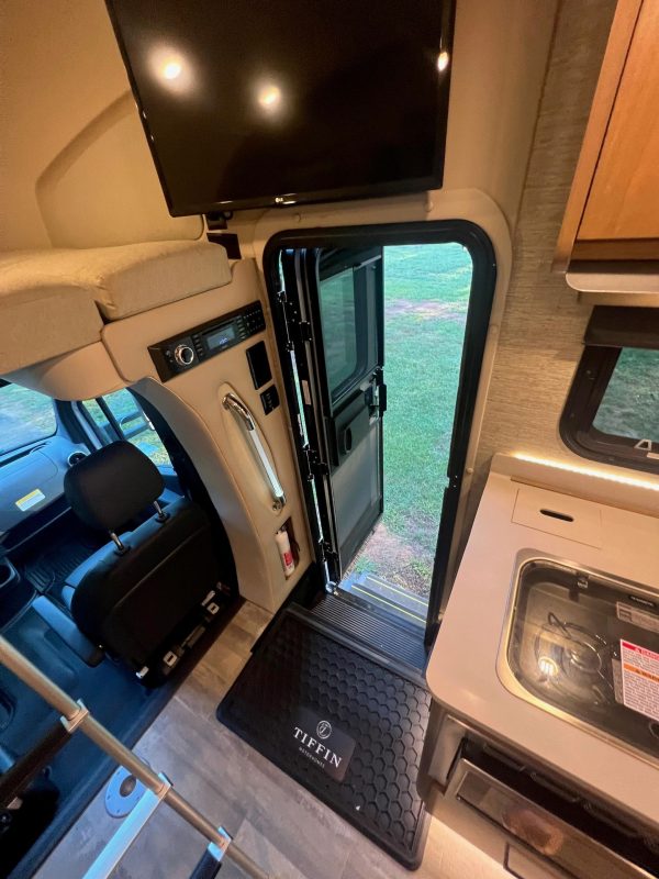 2020 Tiffin Wayfarer 25QW - Image 36