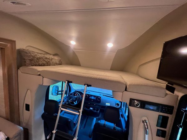 2020 Tiffin Wayfarer 25QW - Image 43
