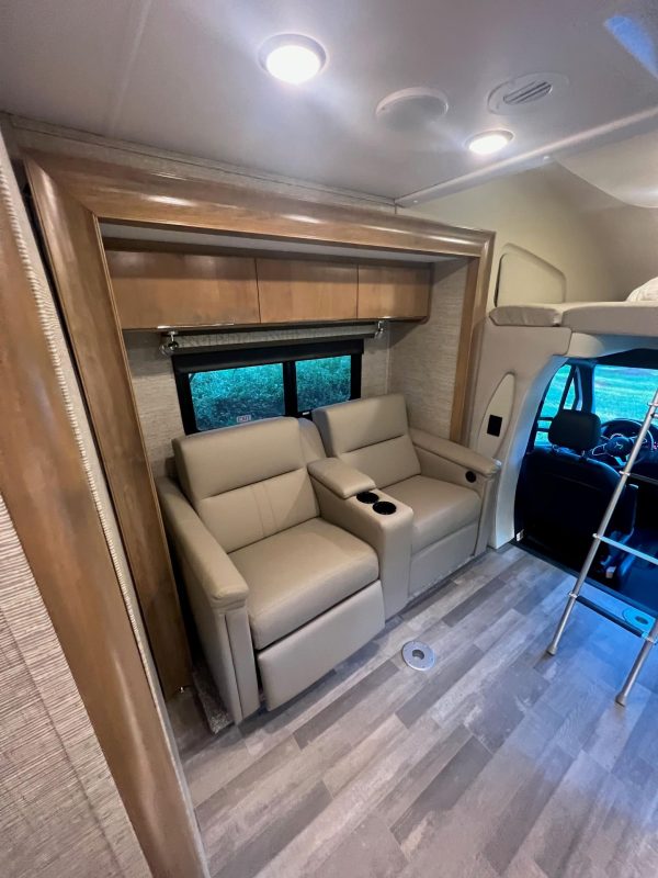 2020 Tiffin Wayfarer 25QW - Image 47